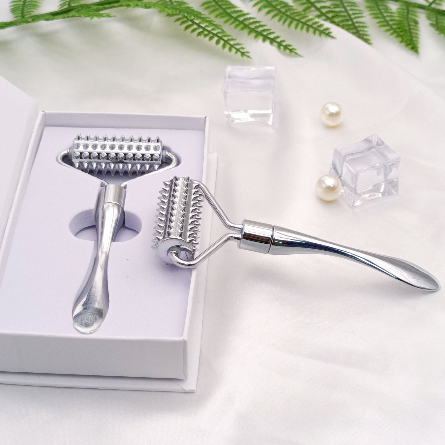 SelvEssence™ Micro-Needle Face Slimming Roller